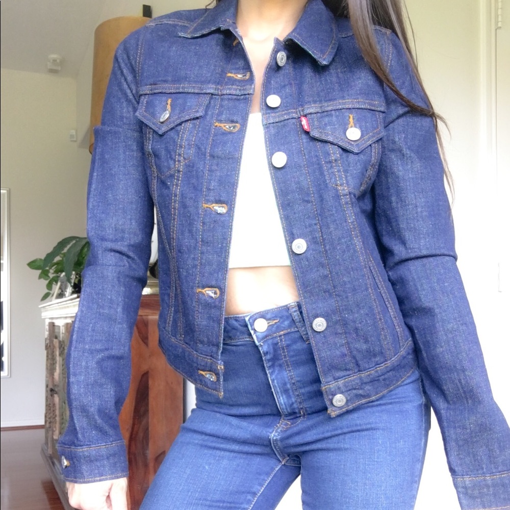 BNWT Levi’s denim jacket. Size XS